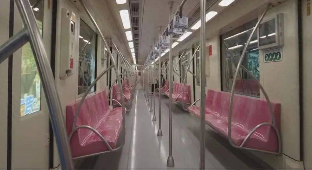 上海地铁一七旬老人被下车女子撞成十级伤残!法院:老伯自担7成责任