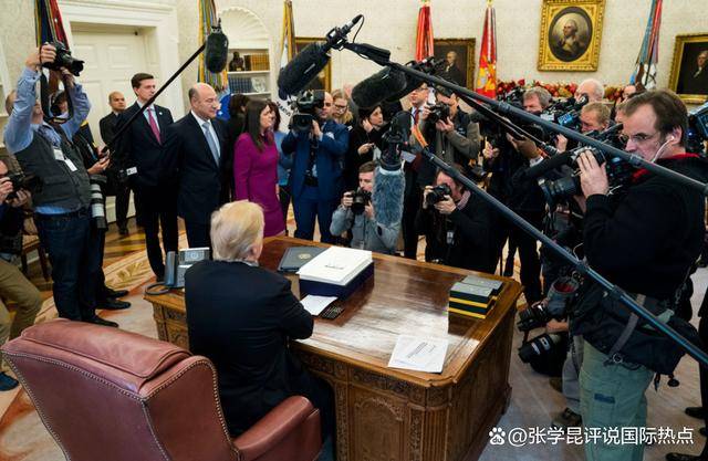 特朗普夸下海口，中国定会答应？美国人不干了，上个大饼还没吃到