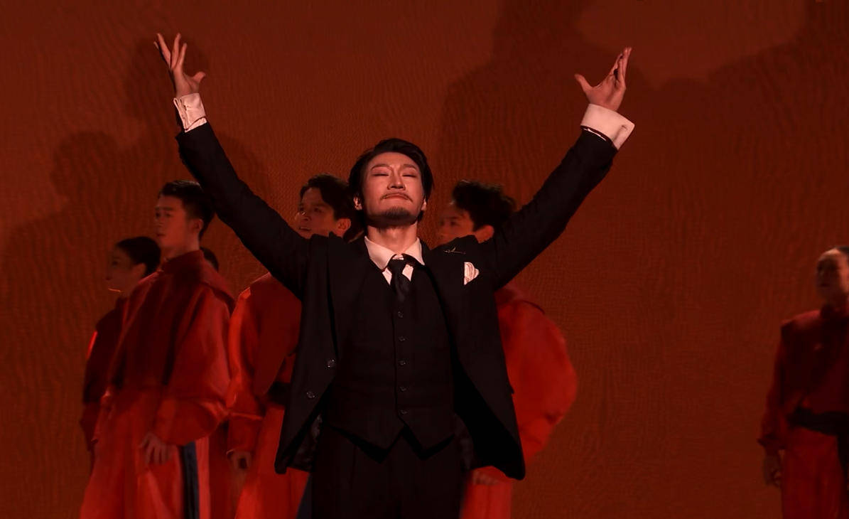 舞剧演员脱掉和服才向观众鞠躬致谢，回应：撕掉这层皮，做回真真正正中国人